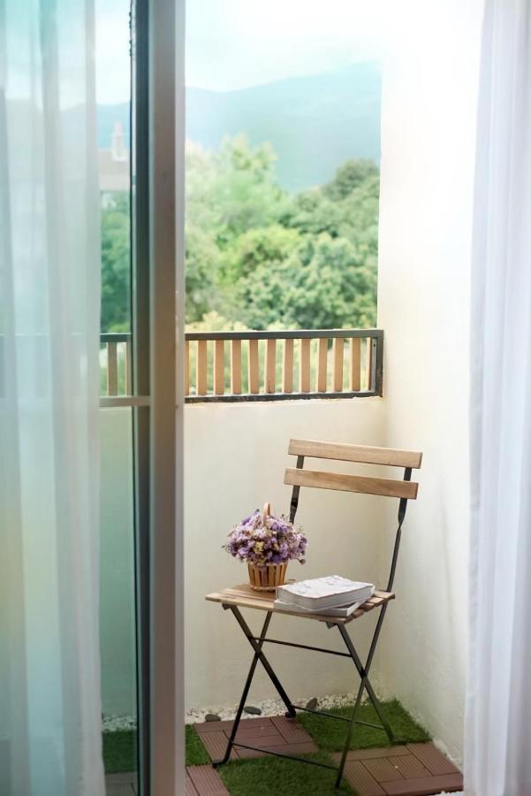 Envieng House Apartman Csiangmaj Kültér fotó